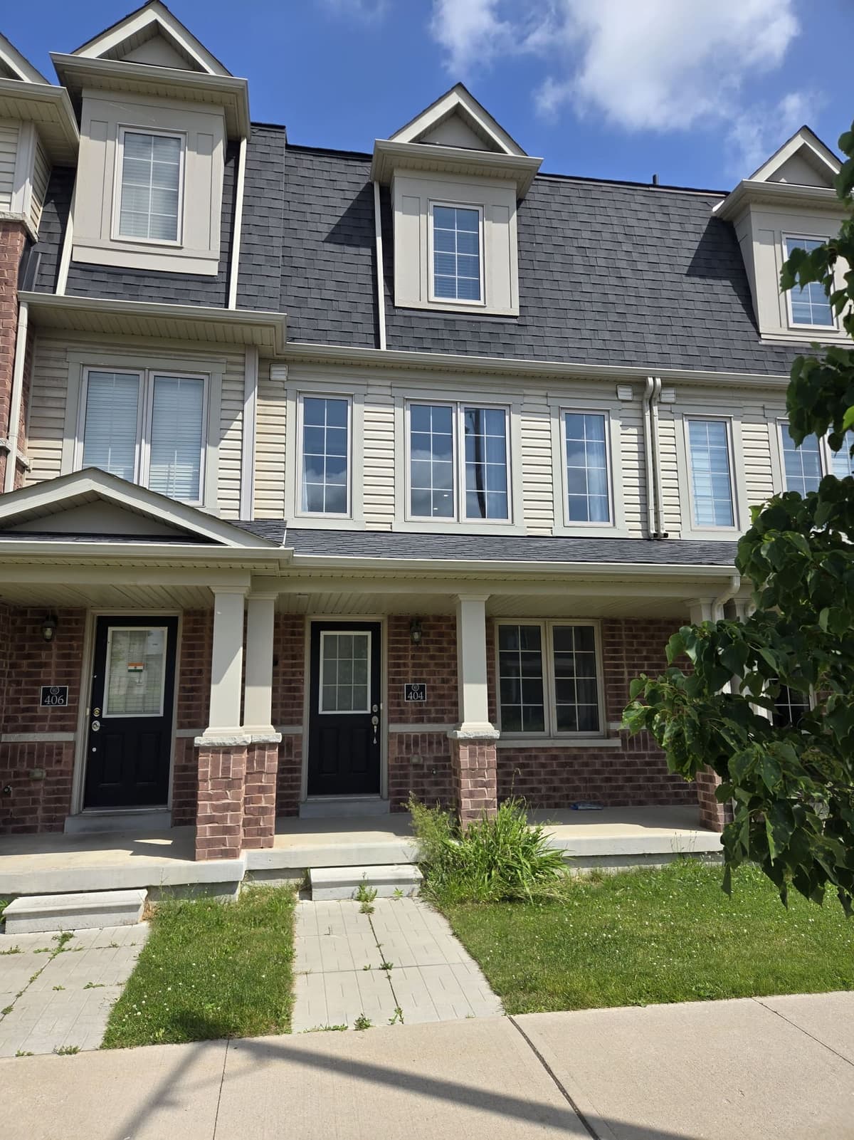404 Linden Drive, Cambridge